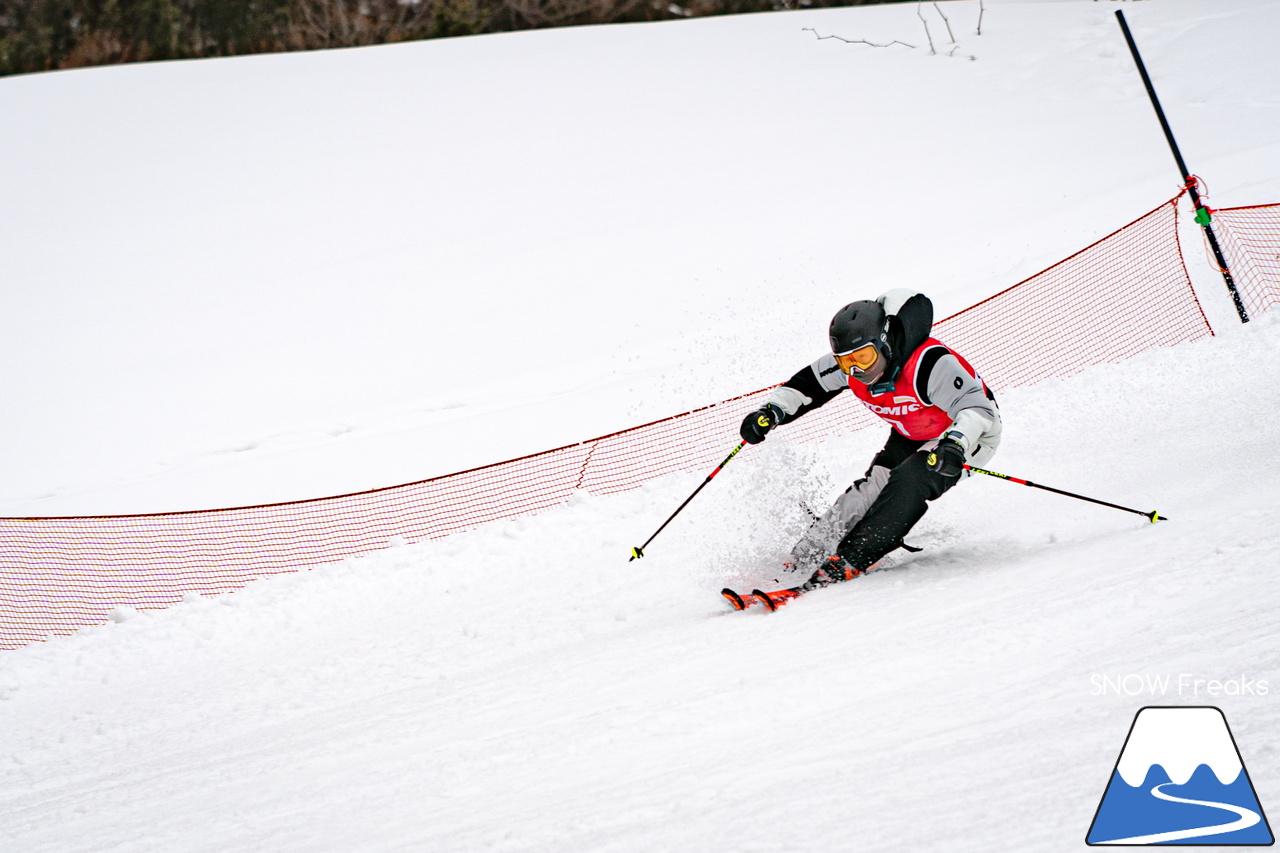 なんと約10年ぶりの「技術選」撮影?! PREMIER SKI ACADEMY presents 『2026プレミアカップ・スキー技術選』レポート！｜朝里川温泉スキー場